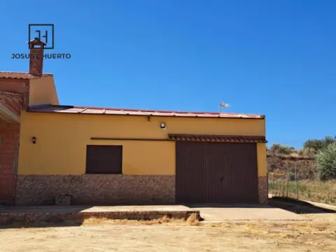 Casa rústica en Esparragosa de La Serena