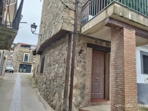 Casa rústica en Cabezabellosa
