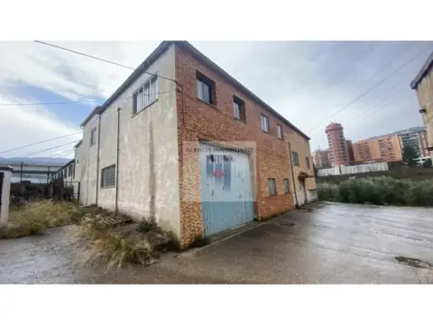 Nave industrial en Centro-Zona Alta