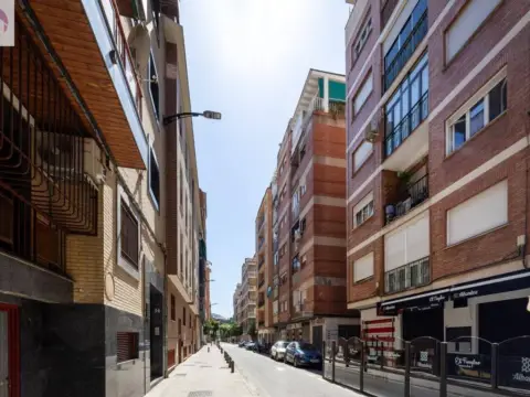 Piso – Granada Capital
