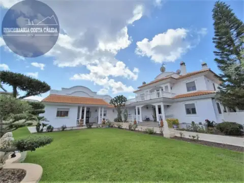Chalet en Avenida del Pico del Águila