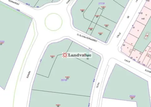 Terreno en calle de Eloísa Fernández
