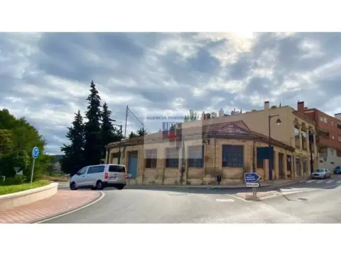 Local comercial en Centro-Zona Alta