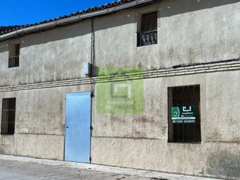 Casa rústica en Pajares de La Lampreana