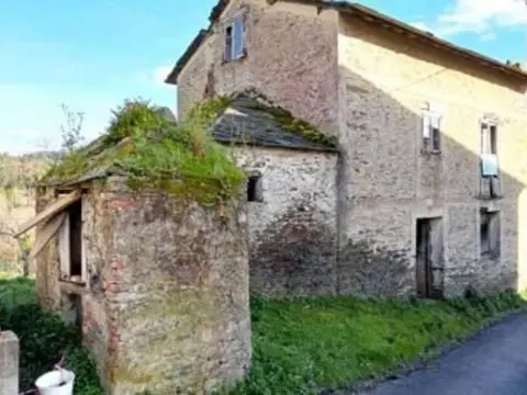 Casa en Navia