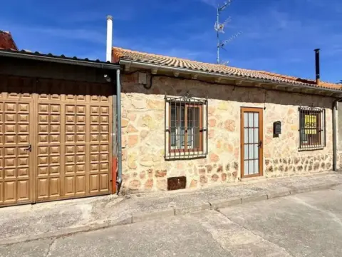 Chalet en calle calle La Azuela, 4