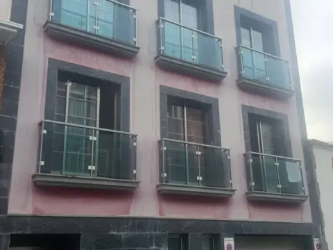 Piso en calle Hermanas Manrique, 3