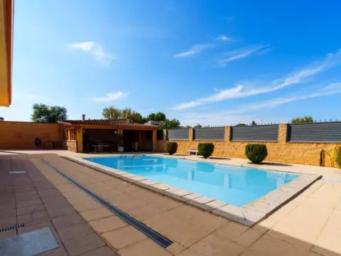 Casa en Mejorada del Campo