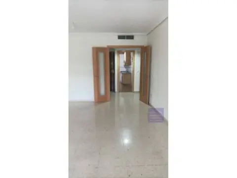 Piso en Ciudad Jardín-Zoco