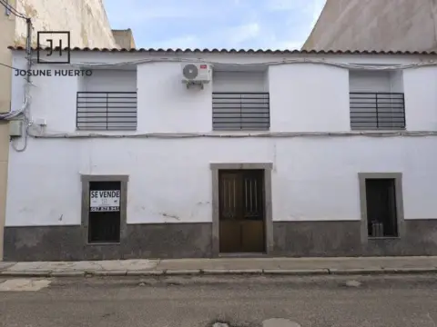 Casa rústica en Zalamea de La Serena