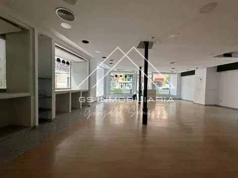 Local comercial en Lucena