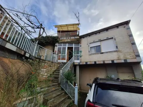 Casa en A Carballeira (San Cibrao Das Viñas)