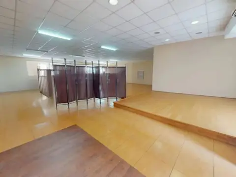 Local comercial en Centro-Zona Alta