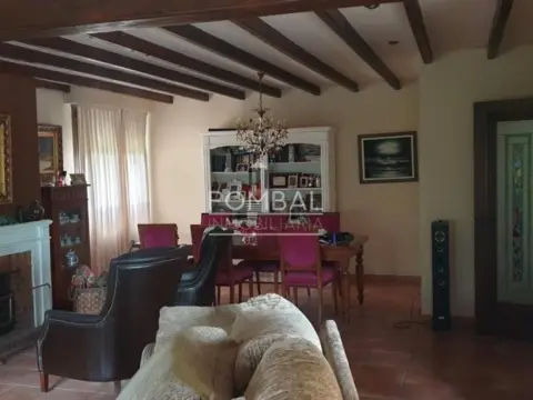 Chalet en Vilamarín