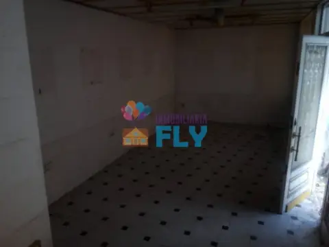 Local comercial en A Ponte