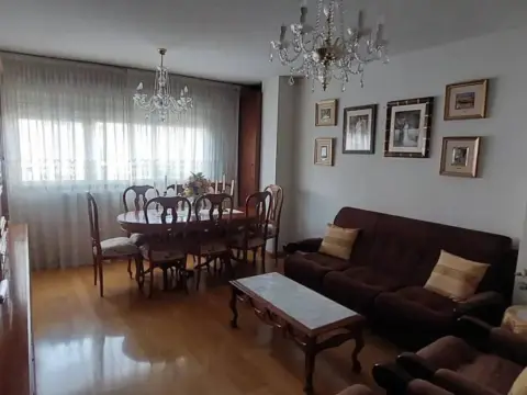 Piso en calle de Demetrio Monteserín