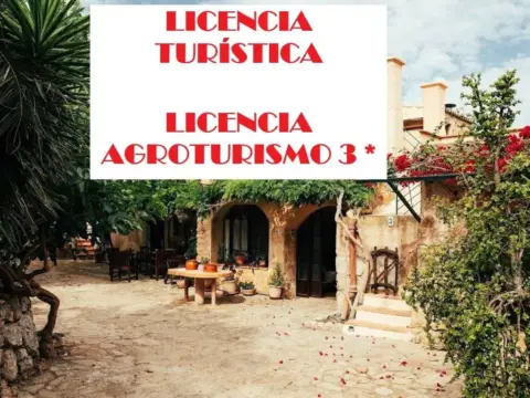 Edificio en Cala Ferrera