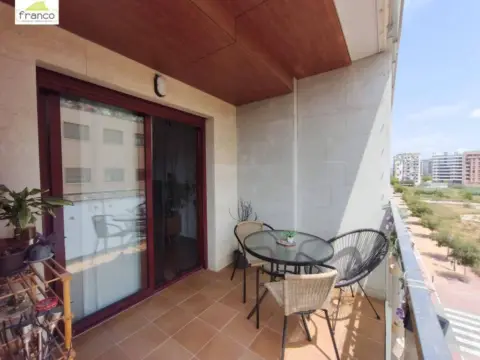 Piso en Juan Carlos I