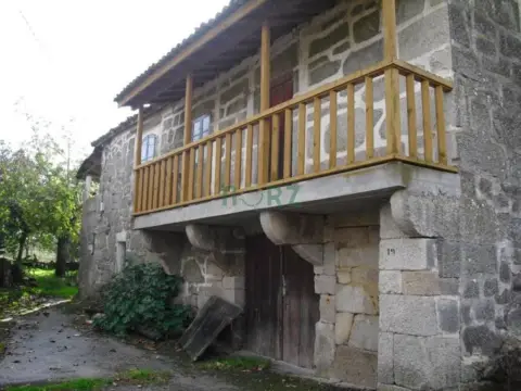 Casa en As Pegas (Sandiás)