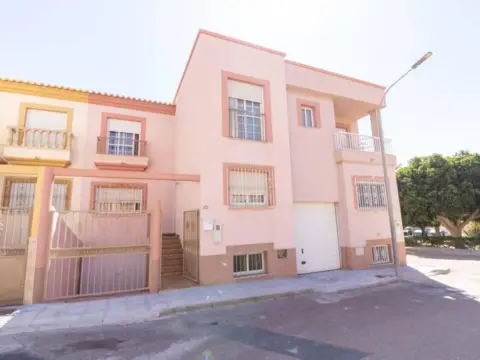 Casa en Pechina
