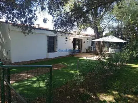 Chalet en Entrenúcleos