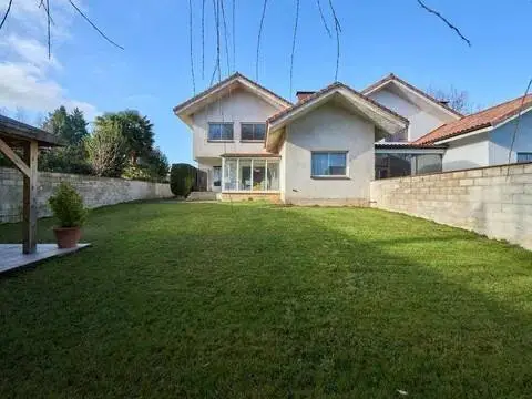 Casa adosada en Mendizorrotza