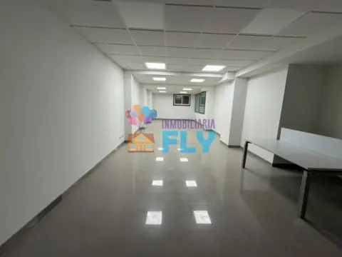 Oficina en Camelias-Pi y Margall