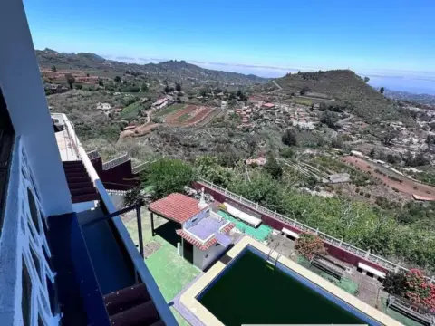 Chalet en Vega de San Mateo