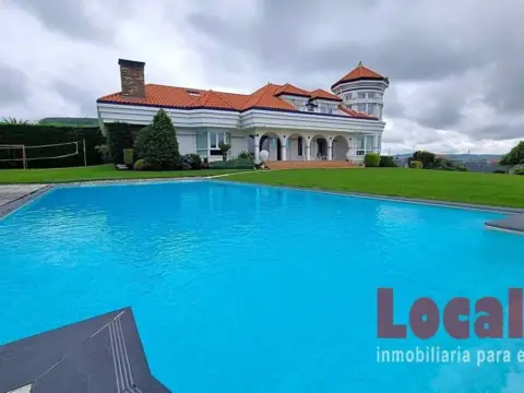 Chalet en Cortiguera