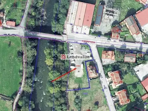 Terreno en calle de Menéndez Pelayo