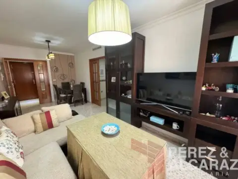 Piso en calle de la Asunción