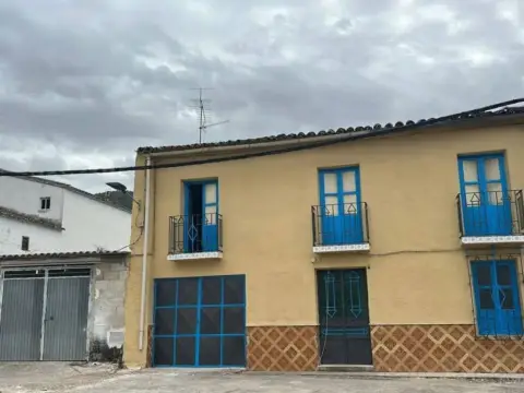 Chalet en Alcaudete