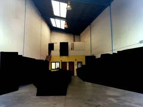 Nave industrial en Tremañes