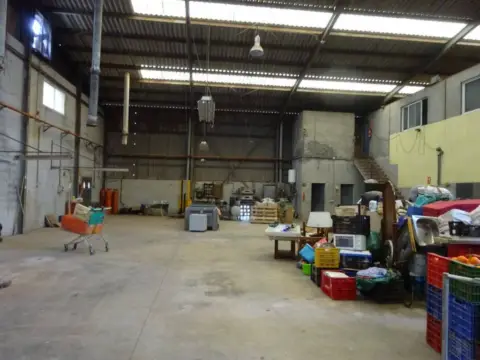 Nave industrial en Les Alqueries - Alquerías del Niño Perdido