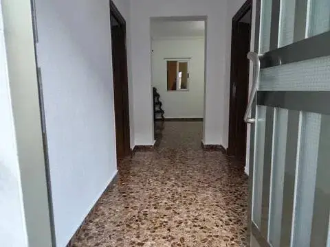 Casa adosada en calle de la Acequia