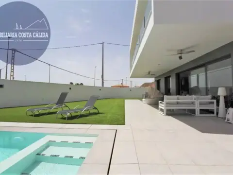 Chalet en calle N-A, 11