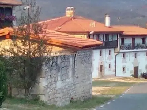 Casa rústica en Manzanedo