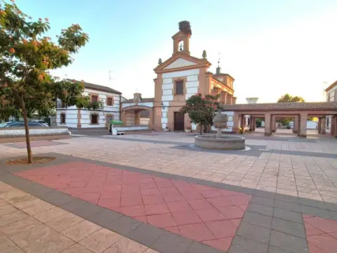 Casa pareada en Malpica de Tajo