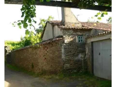 Casa en A Iglesia (Andeade)