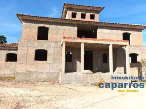 Chalet en Aljariz