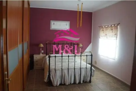 Casa en Esparragalejo