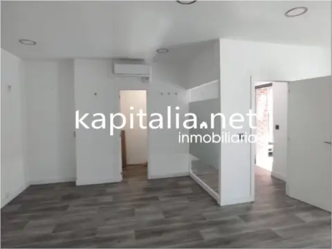 Local comercial en Banyeres de Mariola