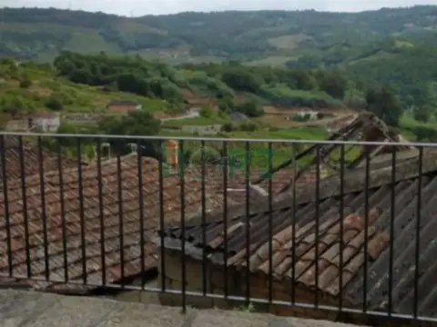 Casa en Leiro (Capital)