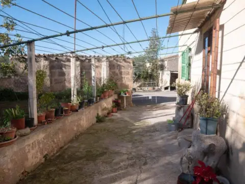 Casa en Lloret de Vistalegre