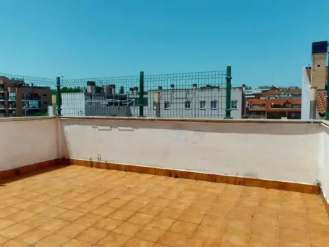 Ático en calle de Ángel Jaría