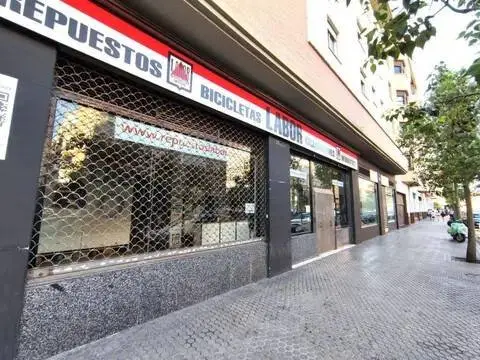 Local comercial en Miraflores-Santa María de Ordás