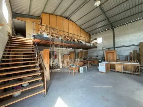 Nave industrial en Periurbano Oeste-Las Jaras