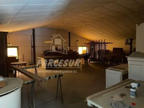Nave industrial en Periurbano Oeste-Las Jaras
