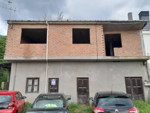 Casa en Santalla