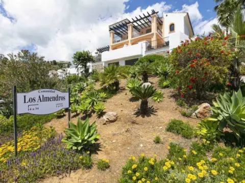 Casa adosada en Los Arqueros-Puerto del Almendro